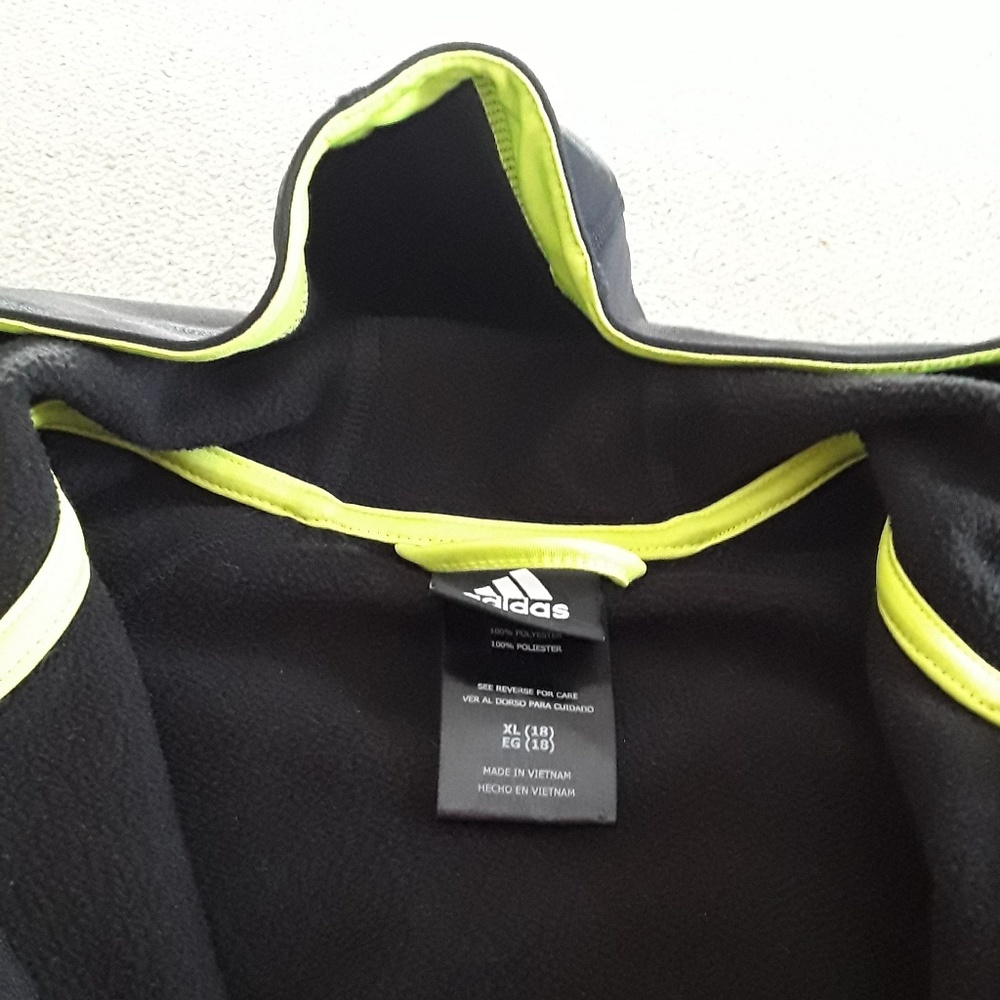 Adidas jacket - Picture 3 of 3